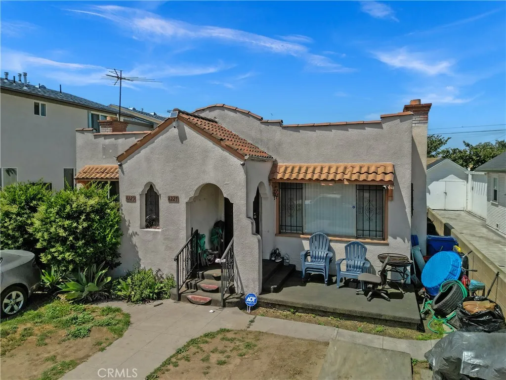 4227 Walton Avenue, Los Angeles, California 90037 home-pic-5